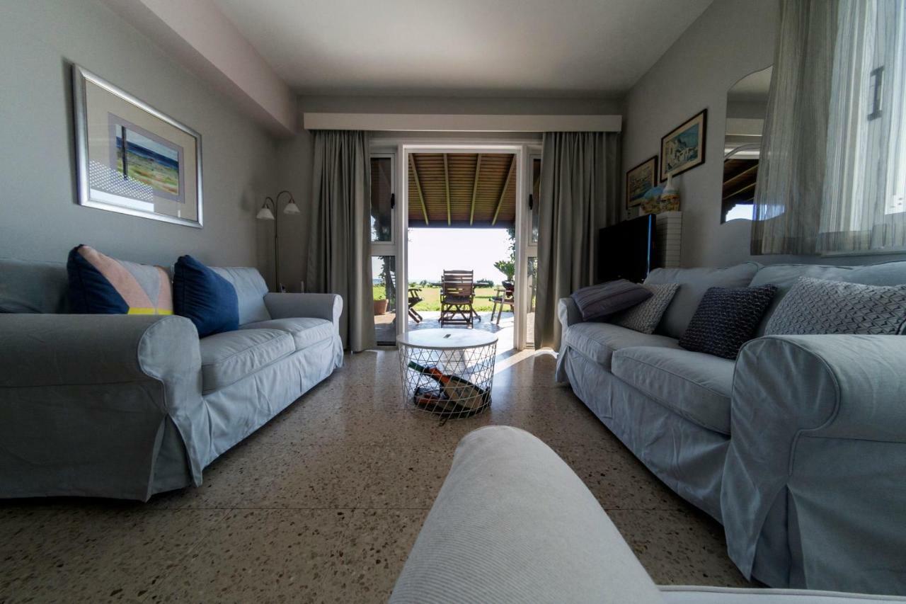 Blue Bay Beach House Larnaka Exterior foto